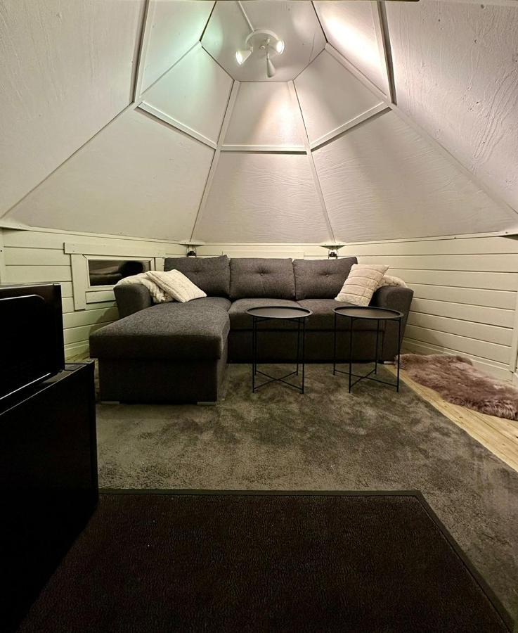 Camp Caroli Hobbit Hut Villa Jukkasjärvi Kültér fotó