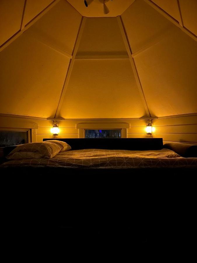 Camp Caroli Hobbit Hut Villa Jukkasjärvi Kültér fotó